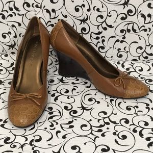 Apostrophe “Karine” brown wedge Shoes